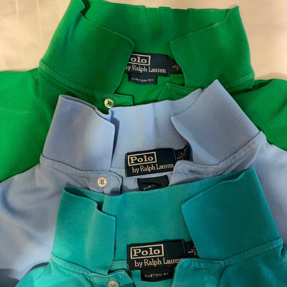 set of polos